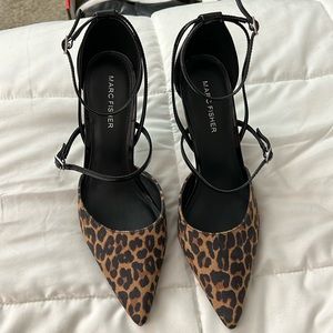 Leopard Marc Fisher Pumps